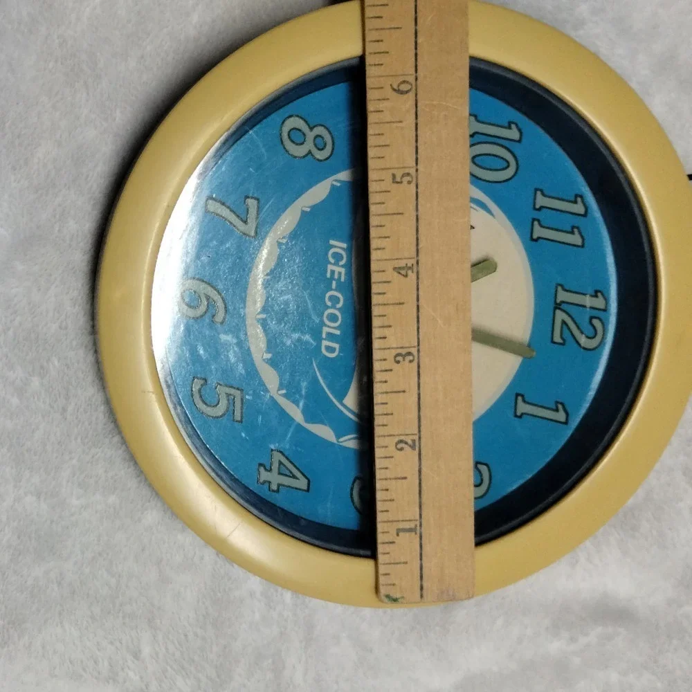 Pepsi Cola‎ Wall Clock Ice-Cold Bottle Cap Design Vintage Style Decor